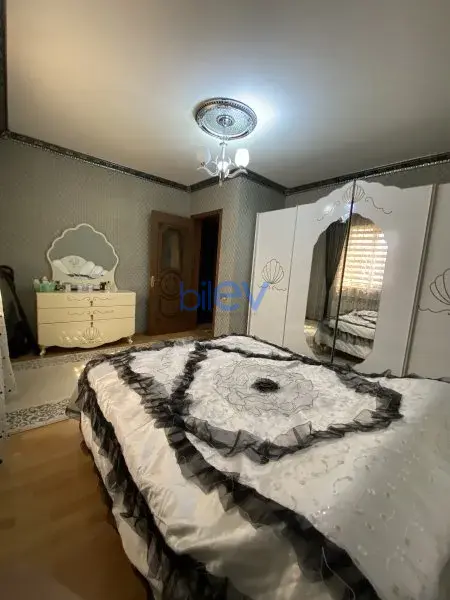 Satılır 5 otaqlı Həyət evi  120m², Bakı