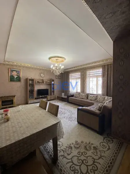 Satılır 5 otaqlı Həyət evi  120m², Bakı