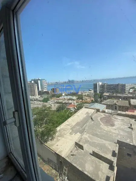 Kirayə (aylıq) 4 otaqlı Həyət evi  220m², Bakı