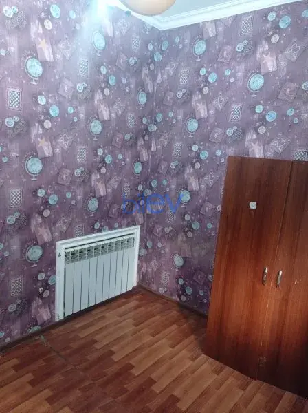 Satış 2 otaqlı Köhnə Tikili bina evi  50m², Bakı