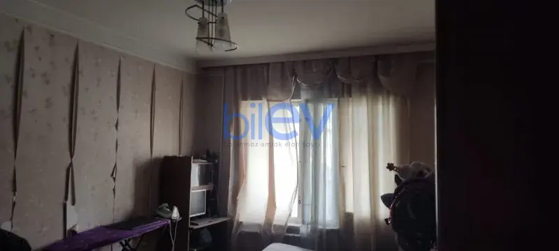 Satış 5 otaqlı Köhnə Tikili bina evi  109m², Bakı