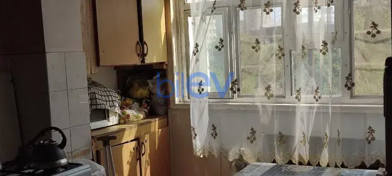 Satış 5 otaqlı Köhnə Tikili bina evi  109m², Bakı