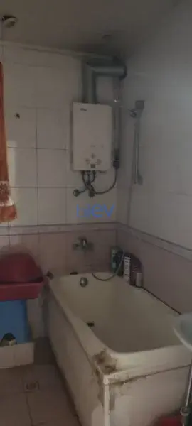 Satış 5 otaqlı Köhnə Tikili bina evi  109m², Bakı
