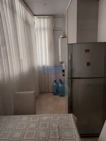 Aylıq Kirayə 3 otaqlı Yeni Tikili bina evi  87m², Bakı