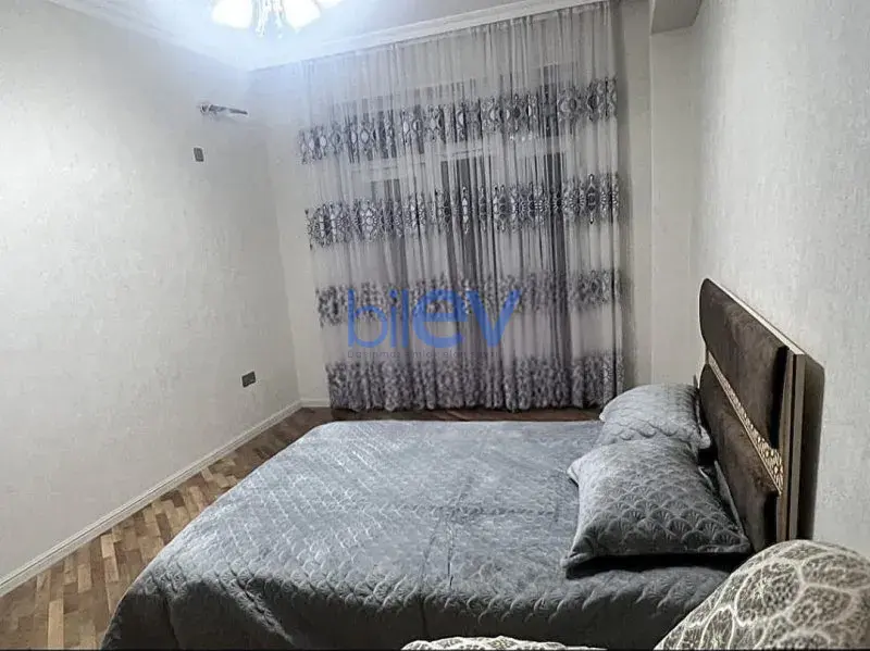 Aylıq Kirayə 3 otaqlı Yeni Tikili bina evi  120m², Bakı