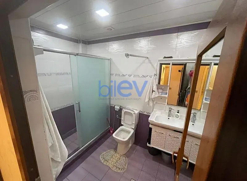 Aylıq Kirayə 3 otaqlı Yeni Tikili bina evi  110m², Bakı