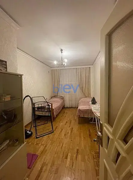 Aylıq Kirayə 3 otaqlı Yeni Tikili bina evi  110m², Bakı