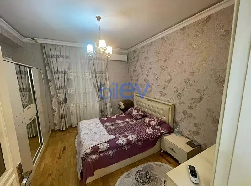 Aylıq Kirayə 3 otaqlı Yeni Tikili bina evi  110m², Bakı
