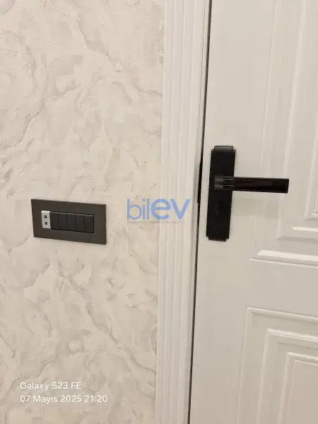 Satış 3 otaqlı Köhnə Tikili bina evi  80m², Bakı