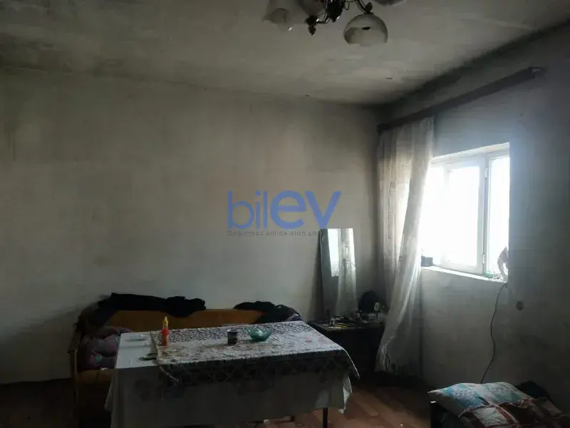 Satış 1 otaqlı Köhnə Tikili bina evi  42m², Bakı