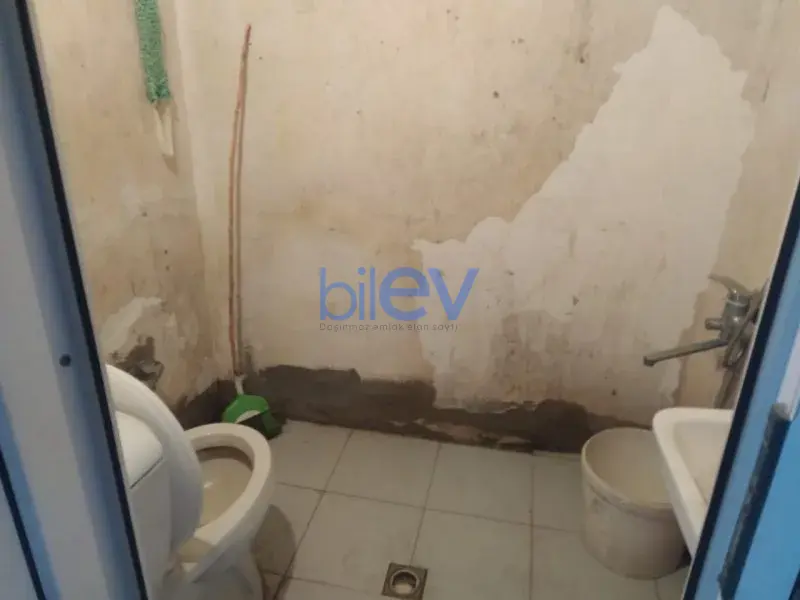 Satış 1 otaqlı Köhnə Tikili bina evi  42m², Bakı
