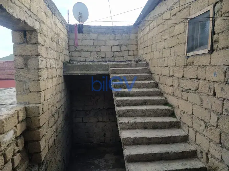 Satış 1 otaqlı Köhnə Tikili bina evi  42m², Bakı