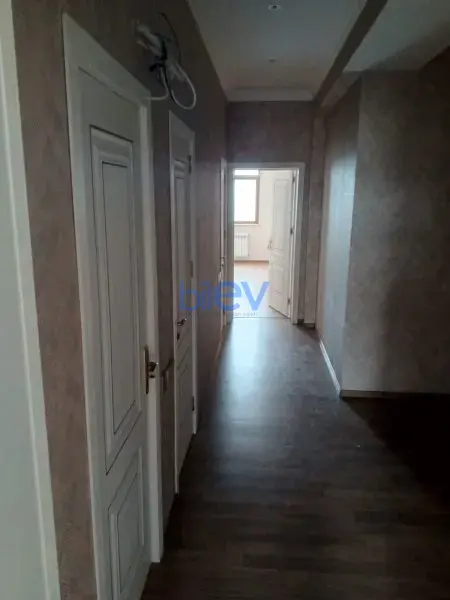 Satış 4 otaqlı Yeni Tikili bina evi  120m², Xırdalan