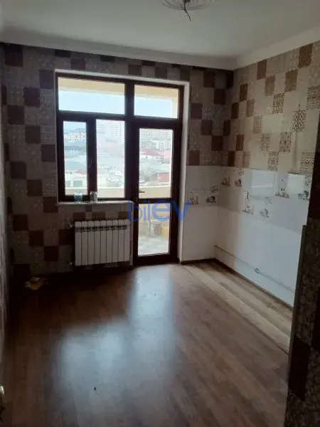 Satış 4 otaqlı Yeni Tikili bina evi  120m², Xırdalan