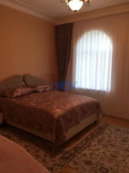 Satış 6 otaqlı Həyət evi  300m², Bakı