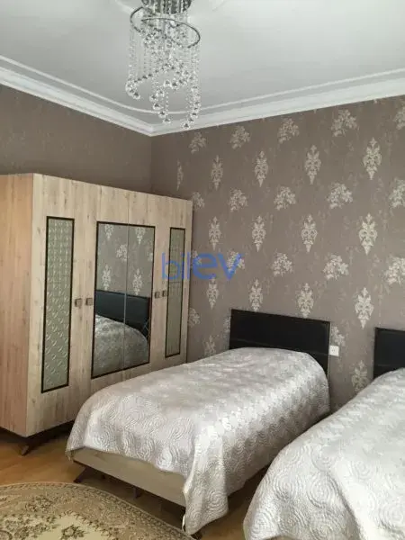 Satış 6 otaqlı Həyət evi  300m², Bakı