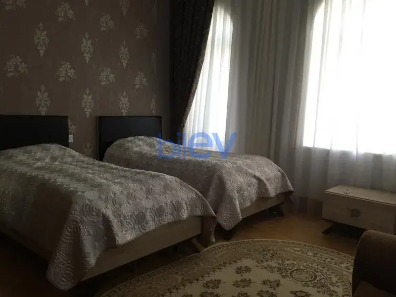 Satış 6 otaqlı Həyət evi  300m², Bakı