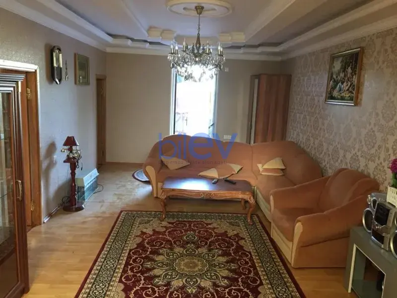 Satış 6 otaqlı Həyət evi  300m², Bakı