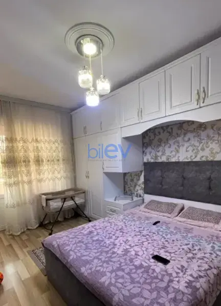 Satış 3 otaqlı Köhnə Tikili bina evi  75m², Bakı