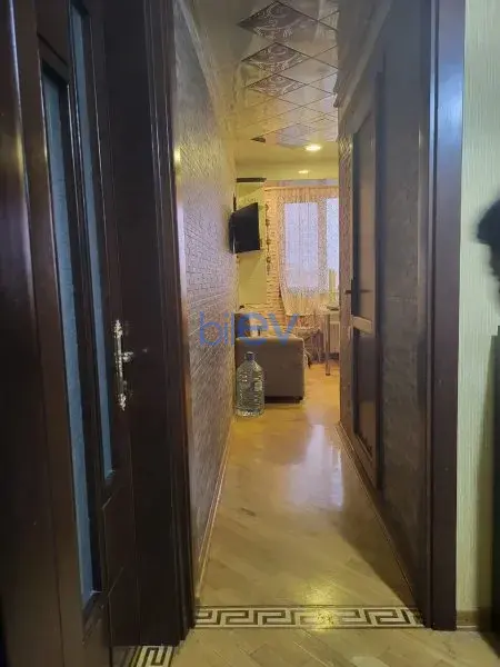 Satış 2 otaqlı Köhnə Tikili bina evi  55m², Bakı