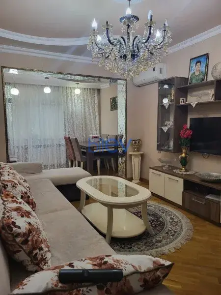 Satış 2 otaqlı Köhnə Tikili bina evi  55m², Bakı