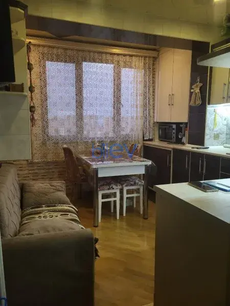 Satış 2 otaqlı Köhnə Tikili bina evi  55m², Bakı