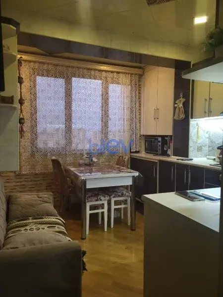 Satış 2 otaqlı Köhnə Tikili bina evi  55m², Bakı