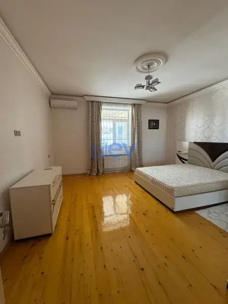 Aylıq Kirayə 4 otaqlı Bağ evi  170m², Bakı
