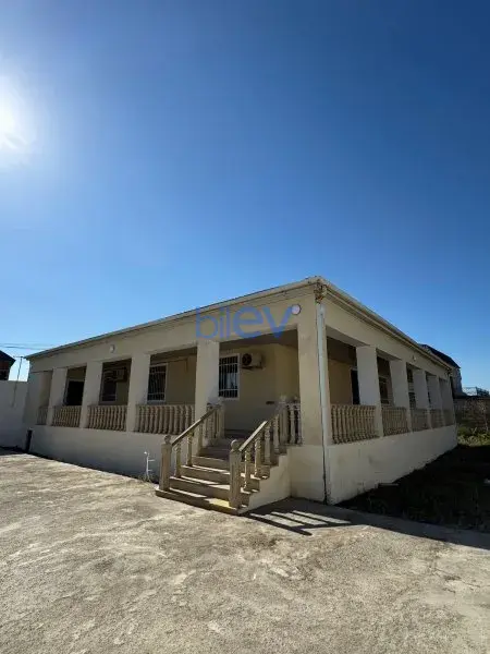 Aylıq Kirayə 4 otaqlı Bağ evi  170m², Bakı
