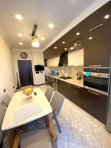 Satış 3 otaqlı Yeni Tikili bina evi  123m², Bakı