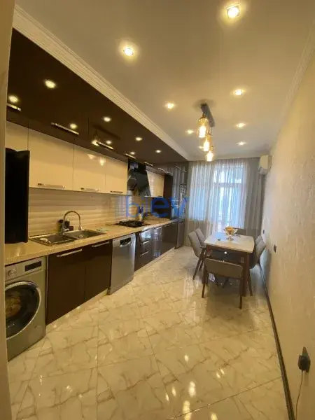 Satış 3 otaqlı Yeni Tikili bina evi  123m², Bakı