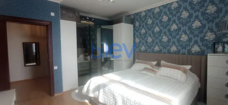 Satış 5 otaqlı Həyət evi  200m², Bakı