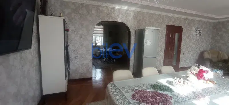 Satış 5 otaqlı Həyət evi  200m², Bakı