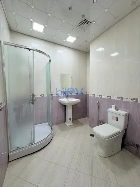 Aylıq Kirayə 4 otaqlı Yeni Tikili bina evi  200m², Bakı