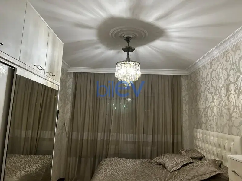 Satış 3 otaqlı Köhnə Tikili bina evi  70m², Bakı