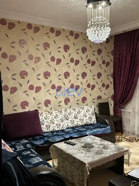 Satış 3 otaqlı Köhnə Tikili bina evi  70m², Bakı