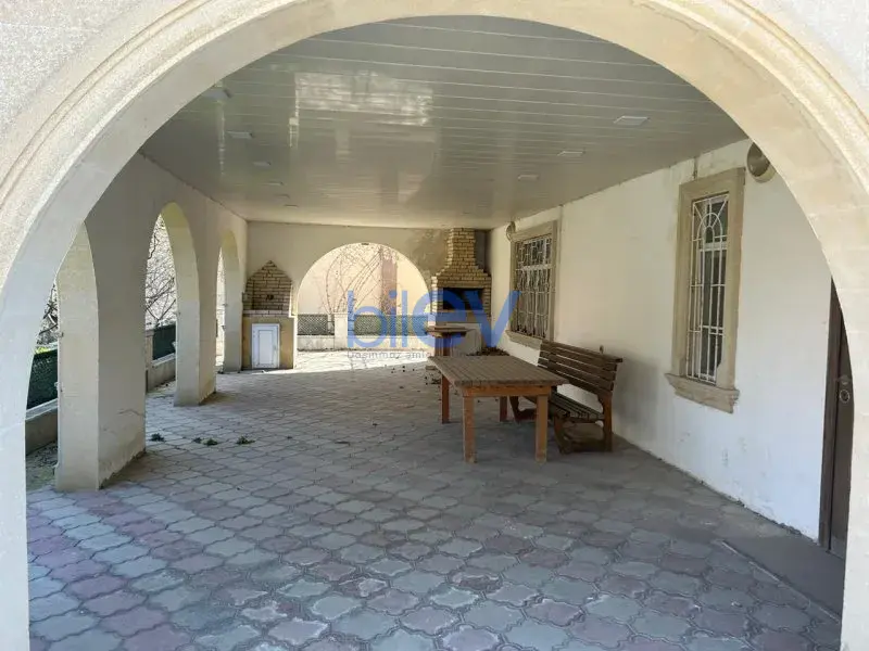 Satış 7 otaqlı Həyət evi  220m², Bakı