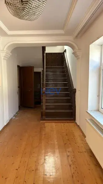 Satış 7 otaqlı Həyət evi  220m², Bakı