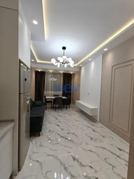Aylıq Kirayə 3 otaqlı Yeni Tikili bina evi  75m², Bakı
