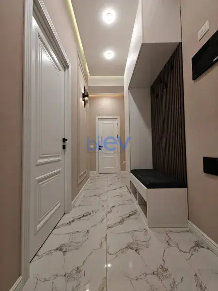 Aylıq Kirayə 3 otaqlı Yeni Tikili bina evi  75m², Bakı