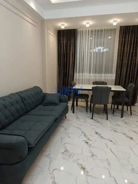 Aylıq Kirayə 3 otaqlı Yeni Tikili bina evi  75m², Bakı