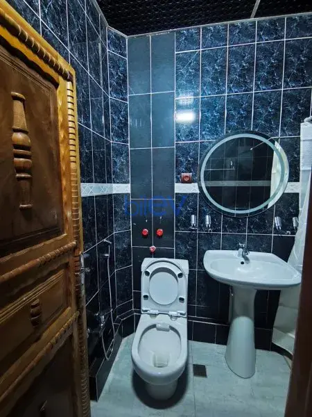 Aylıq Kirayə 2 otaqlı Köhnə Tikili bina evi  48m², Bakı