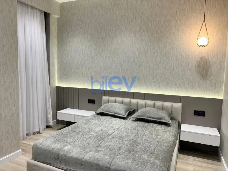 Aylıq Kirayə 3 otaqlı Yeni Tikili bina evi  85m², Bakı