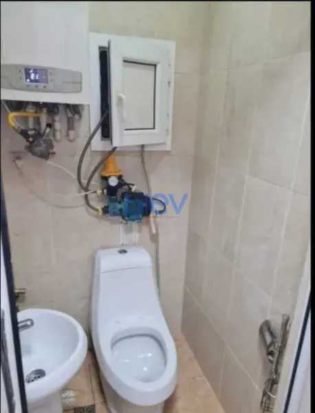 Aylıq Kirayə 1 otaqlı Köhnə Tikili bina evi  110m², Bakı