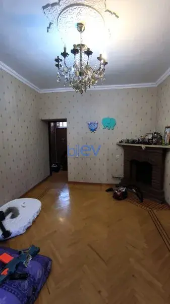 Aylıq Kirayə 2 otaqlı Köhnə Tikili bina evi  65m², Bakı