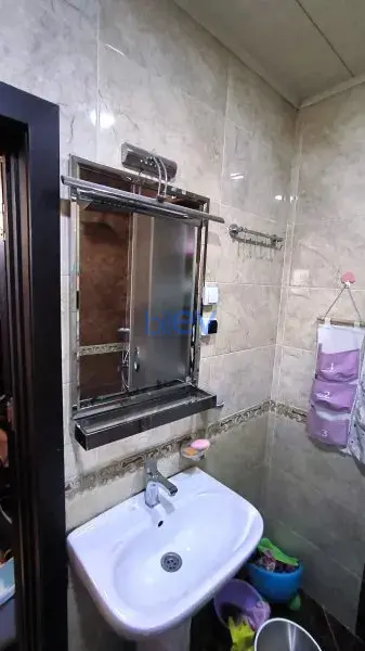 Aylıq Kirayə 2 otaqlı Köhnə Tikili bina evi  65m², Bakı