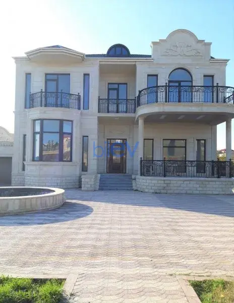 Aylıq Kirayə 6 otaqlı Həyət evi  340m², Bakı