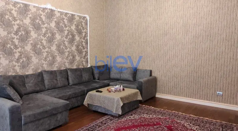 Aylıq Kirayə 6 otaqlı Həyət evi  340m², Bakı