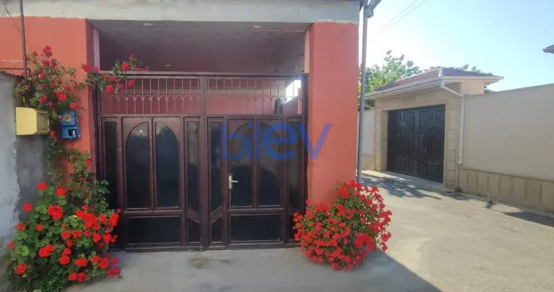 Satış 5 otaqlı Həyət evi  200m², Bakı