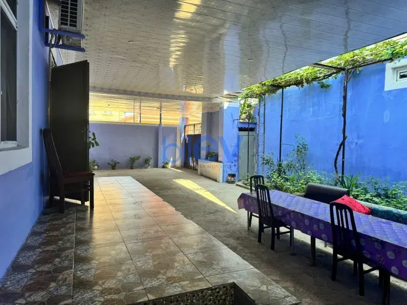 Satış 5 otaqlı Həyət evi  200m², Bakı